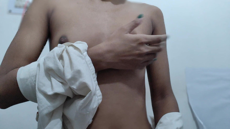 desigirl93: Dívka se cítí nadržená a hledá ptáka