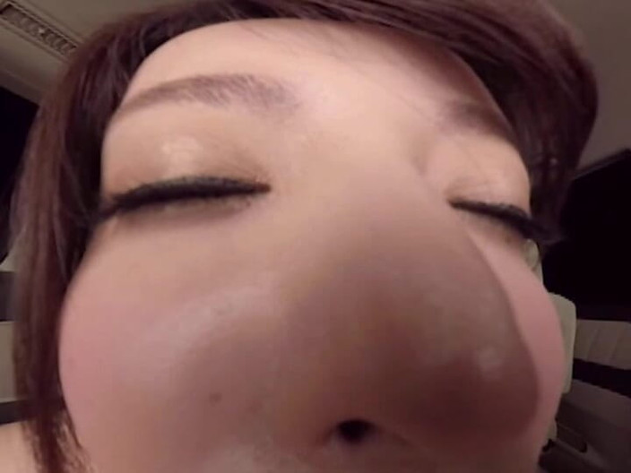 JAV hornyVR: 열과 부끄러움으로 가득 찬 자동차 사건