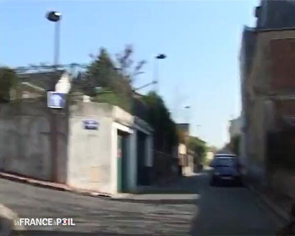 Rue Chaude: Casting di una splendida troia rossa che viene analizzata e...