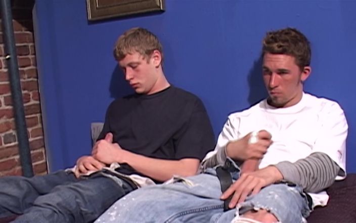 Just X Gays Chubby: Napalone twinks szaleją i pieprzą się z intensywną pasją
