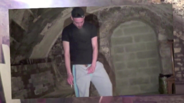 Discret Cruising sex: Tony fucked by discreet Arab in basement