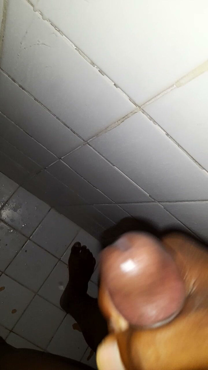 Islandvibes69: Jerking off S12 Ep8