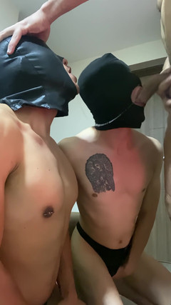 Broken holes cuckold gay: Boynuzlanan kişiyi olduğu gibi bırakmaktan daha iyisi, onu bastırmak ve...