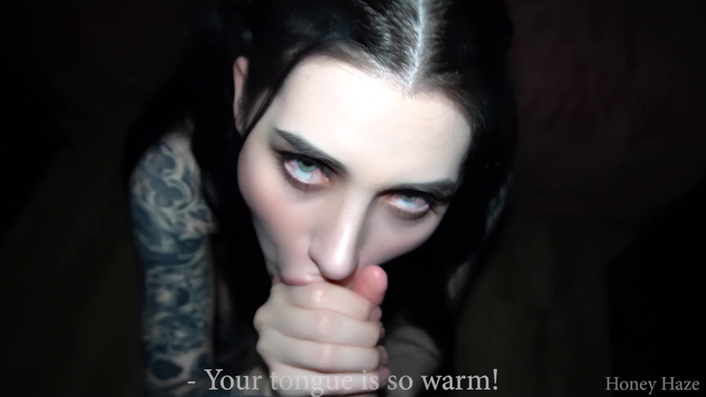 Honey Haze: Chị kế mắt đỏ thổi kèn và con cu của tôi....