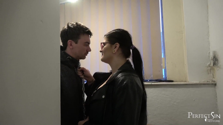 Perfect Sin Network: Surpriză în trei