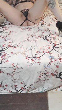 Satin Lady Is Sexy