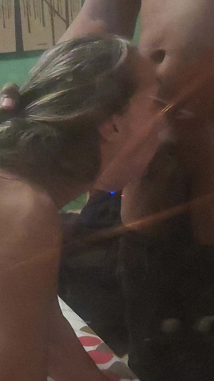 Goode Girl: Хорошая девушка и сосед