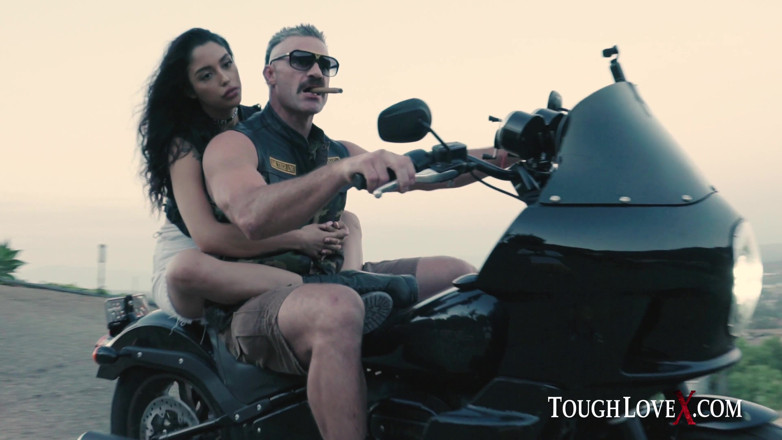 ToughLoveX: ToughLovex проникающий закат с Vanessa Sky