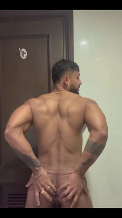 bonghunkx: Hotness in Hotel