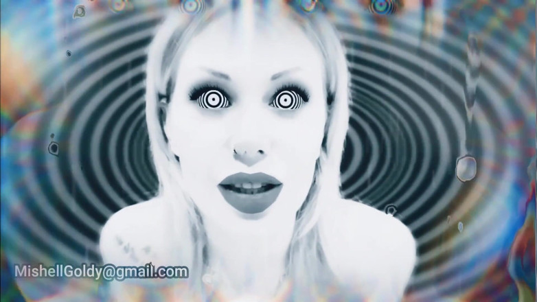 Goddess Misha Goldy: Fantasi real-time interaktif yang berbahaya!