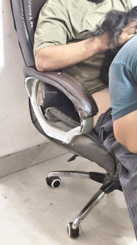 Chefe indiano fode seu melhor trabalhador