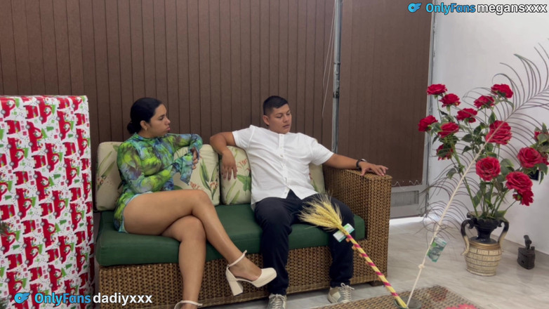 MeGanSxx: Con điếm Colombia bú tinh ranh của tôi