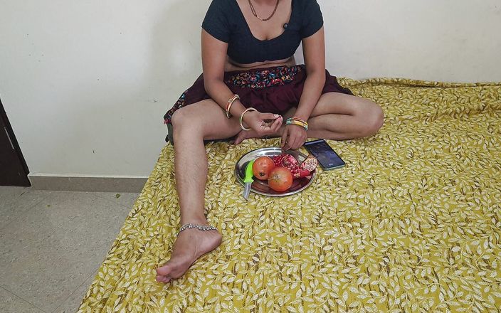 Sakshi Pussy: 인도 핫한 영 인도 마을 바비는 보지에 Dever와 물 뿌림을 처음으로 따먹었어