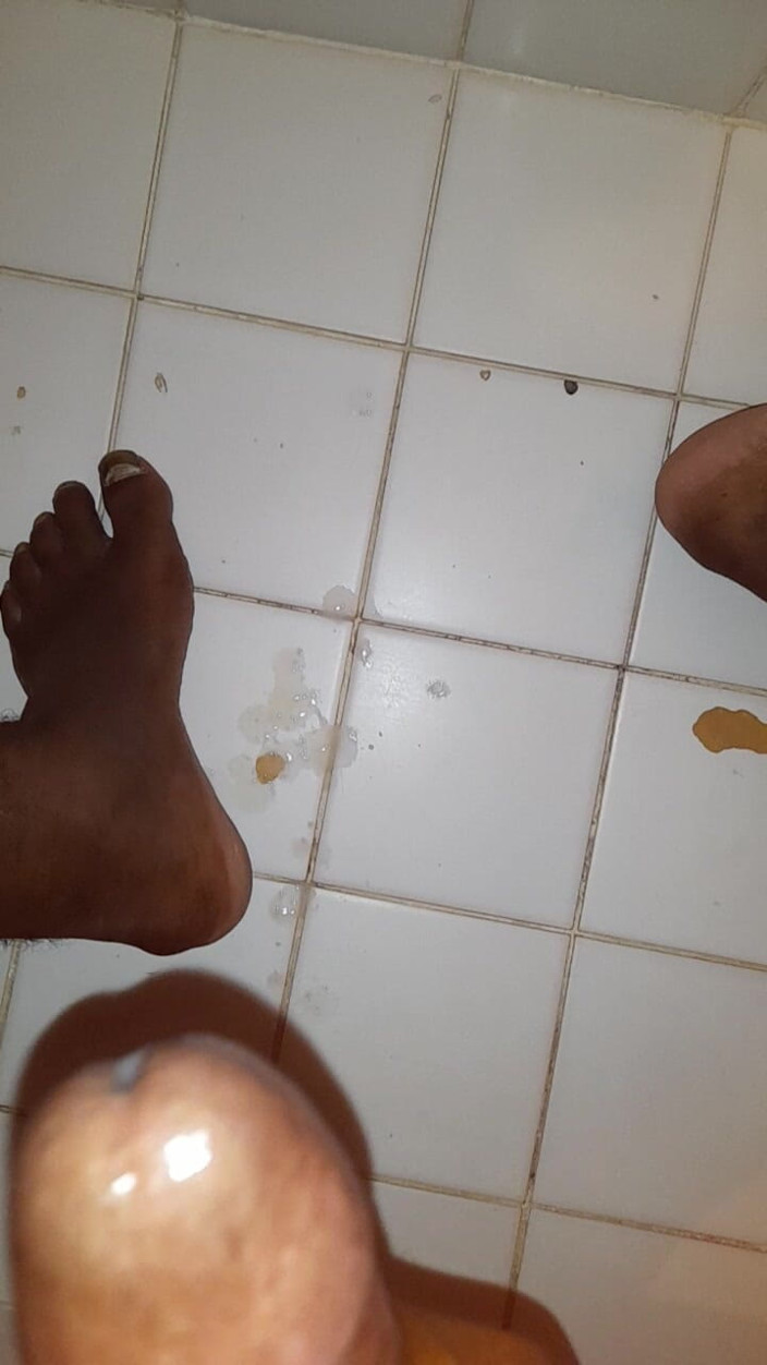 Islandvibes69: Jerking off