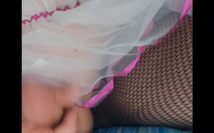 Lizzaali: Cumshot Outside in My Sexy Maid Outfit Filmed From Below