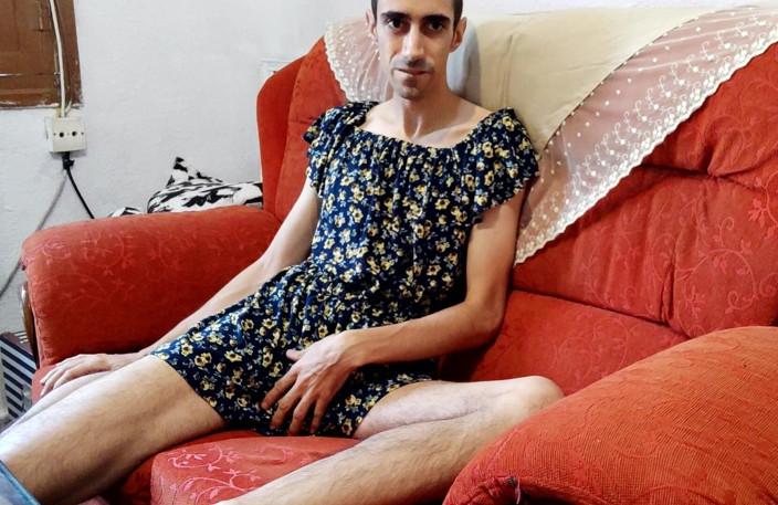 Slave Sparrow: Vězení k neurčitou genderu