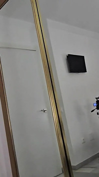Bubble Butt Ebony jezdí na mém velkém černém péru, dokud v ní nevybuchne