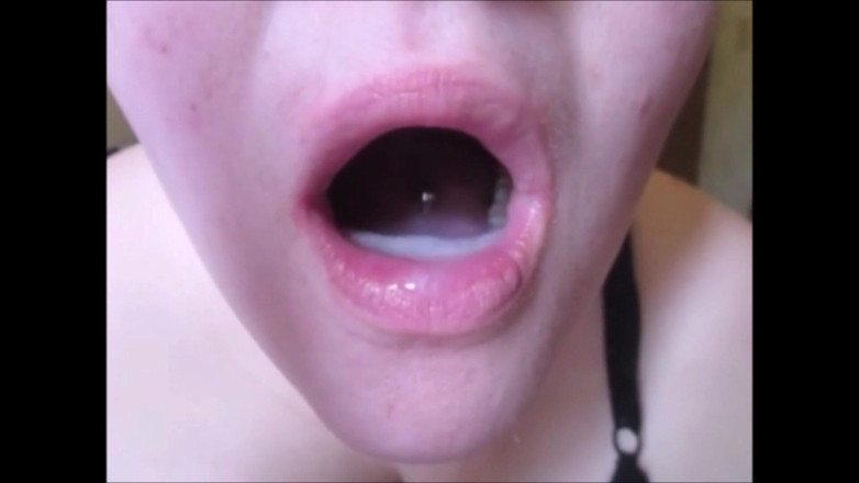 Fat Goddes: 婊子妻子吞下陌生人的精液负荷汇编1