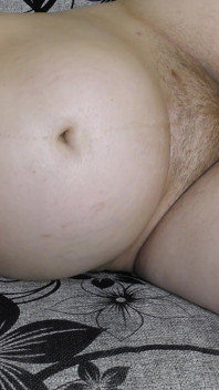 เมียท้องนวดน้ำมันท้องตัวเอง - มิลกี้ มารี