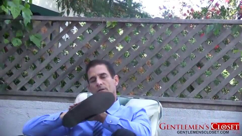 Gentlemen's Closet: Alex Cox 01