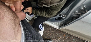 ArchiRusik: Plockade upp en främling på motorvägen och knullade honom hårt...