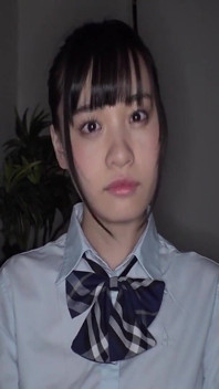 Urara - 可爱的女孩专家：我的继兄弟和他的朋友