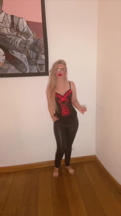 FinDom Goaldigger: 对仇恨者第二版歌曲的回应