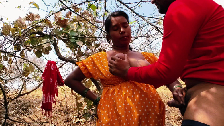 Premi pooja: 若いデシ・デハティの少女、美しいセックス