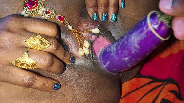 Sumang studio: Apabila Tuan Rumah Bengali Datang Minta Disewa