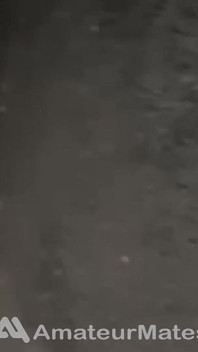 Kompilace amatérských kluků, co spolu čůrají