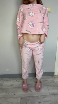 Papi, sé que amas mis tetas y mi lindo culo:)