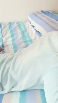 Maakte Mijn Stiefzus Wakker Door Haar in Die Steekpyjama Te Neuken