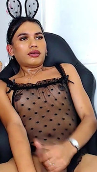 Plaisir débordant dans mon côté le plus coquin