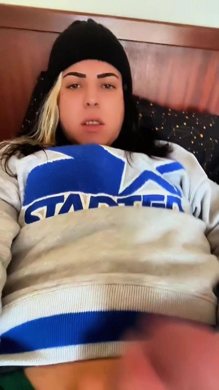 EmmaInkTrans: Bangun dalam cuaca dingin tetapi dengan air mani untuk memberi...