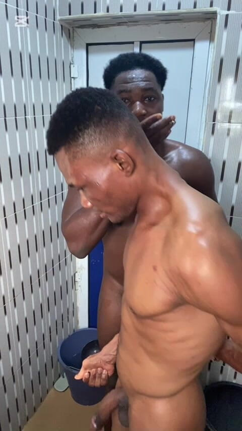 Dverse: Badsvett och sex