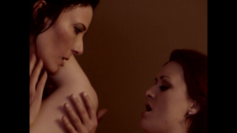 Wet Moments: Лесбиянки получают взаимное удовольствие