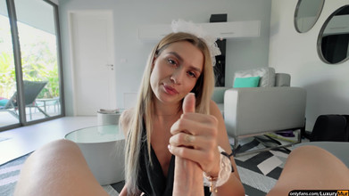 ReplayXXXLady: メイドはひどくやられ、掃除が悪いことで罰せられます