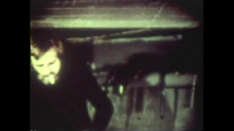 Vintage Megastore Full hd: Sialan liar yang menjijikkan