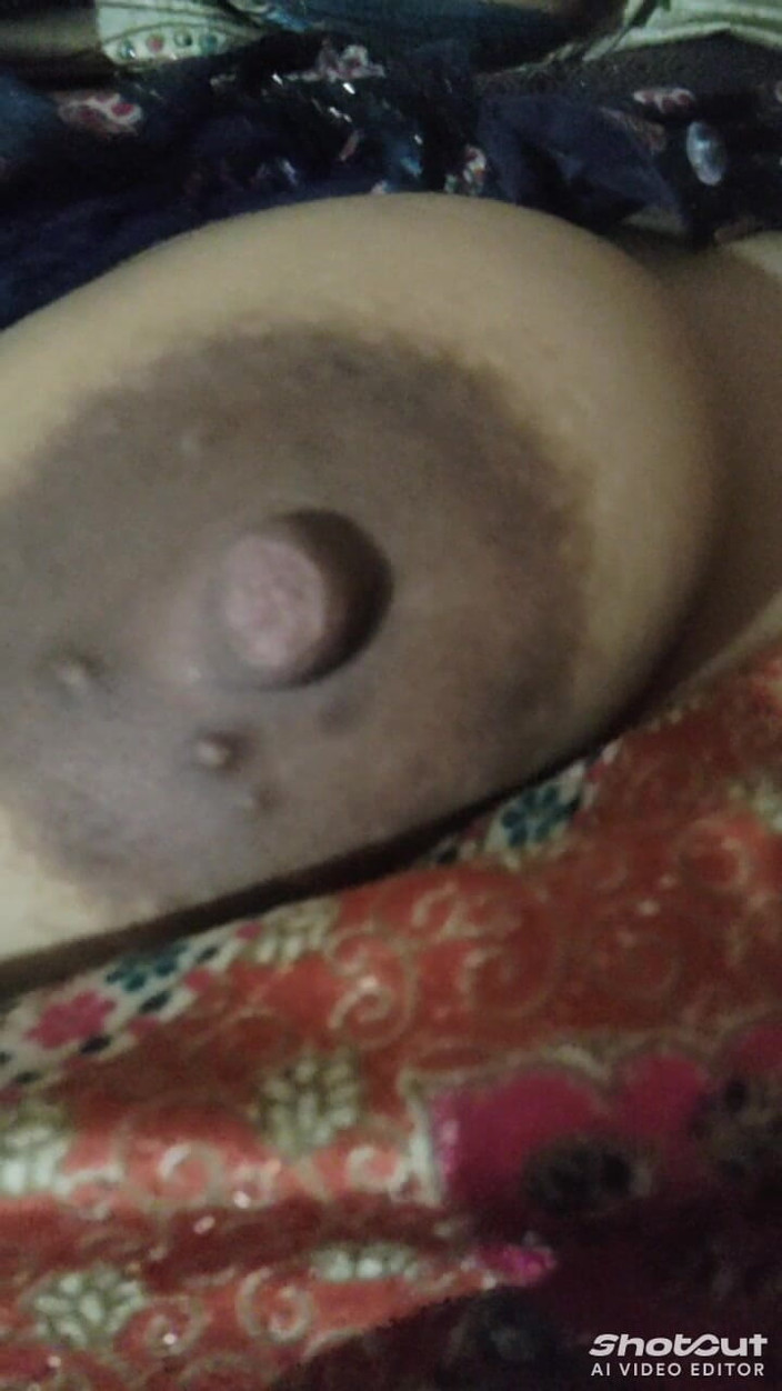 Dr_doom21: Bhabhi ji's milchige möpse, Bhabhi jis Desi-muschi