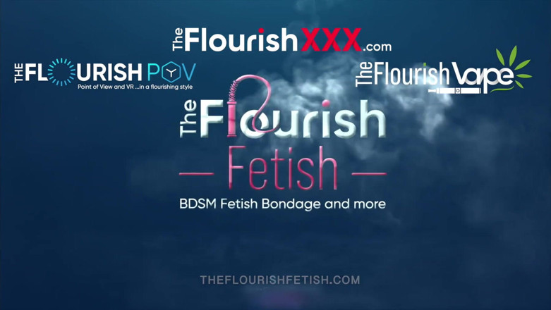 The Flourish XXX: Karlee Paige obtiene anal y mixto cuarteto bdsm con Ophelia...