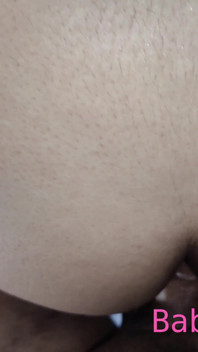 Gadis ini tertarik untuk seks anal sama temannya sendiri