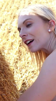 Magrinha alemã beleza Vivi Vallentine em arriscado fora em primeiro plano sexo com estranho