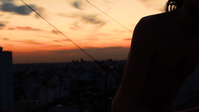 YeahHanna: 大学の屋上で彼女とさっとセックスする