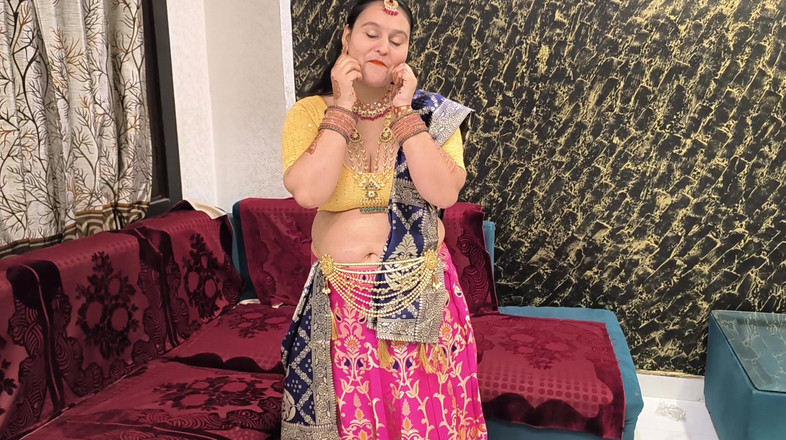 Desi chudai hub: 美丽的 Puja bhabhi 操逼 由印度猎人