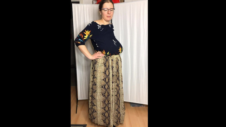 Lena Rose: Skirt Saiz Plus baru [cuba]