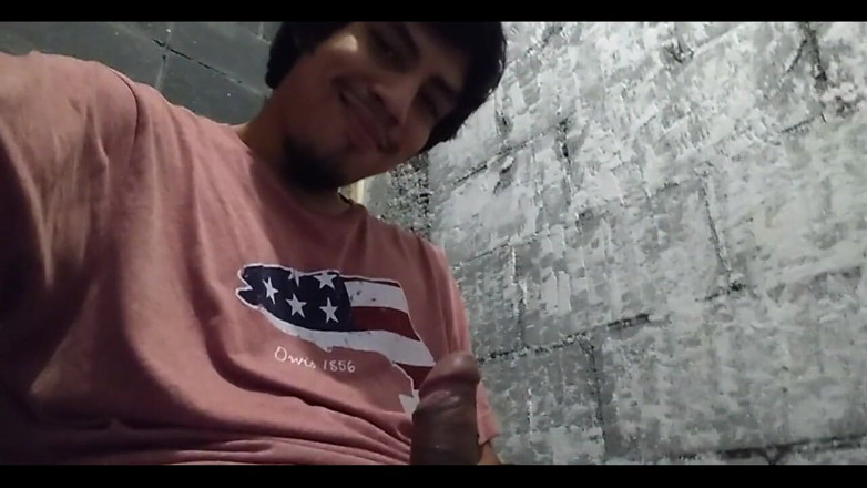 AlexAlejandro13: Kim öğleden sonra mastürbasyon yapıyor