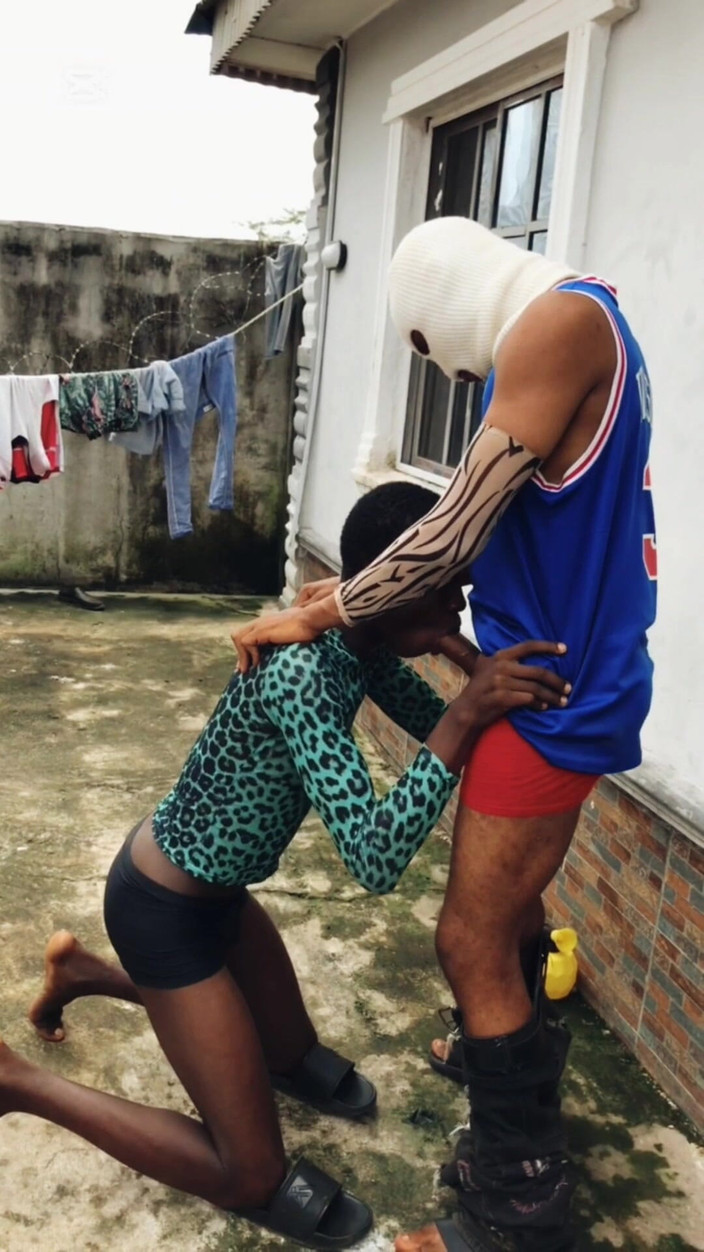 BlaqHandSomeGuy: Tener Relaciones Sexuales En Lugar Abierto