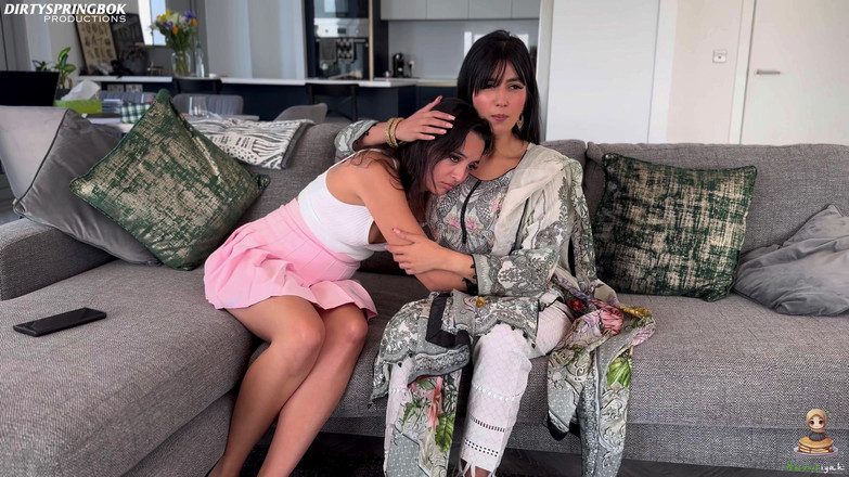 Aaliyah Yasin: Aaliyah अपने प्रेमी को धोखा देते हुए पकड़ने के बाद गर्मी में आराम देती है