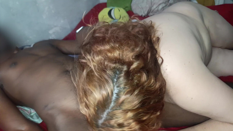 Cuckold Couple Swing: Penisul lui era mare și gustos încât mi-am dat ochii peste cap...