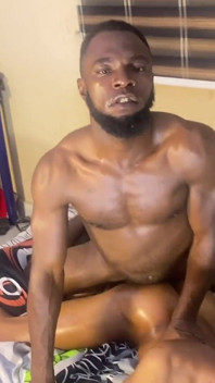 Massive Bro Likes Fucking Twink Solf Ass